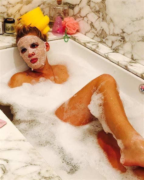 Busy Philipps Nude And Leaked Collection Photos Videos
