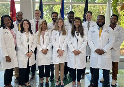 Internal Medicine Residency Program Welcomes New Residents - AU/UGA