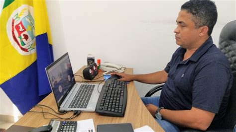 Onde O Prefeito Trabalha - PREFEITO TRABALHA PARA QUE O MUNICÍPIO TENHA TRANSPORTE PÚBLICO DE ...