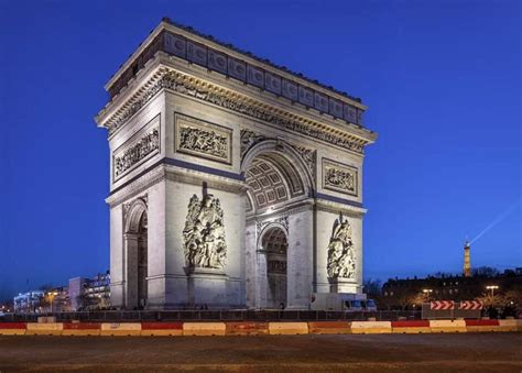 What Type Of Architecture Is France Known For