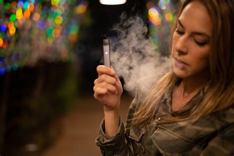 Čo je nikotín? Aké má nikotín účinky? • WEEDBLOG.sk