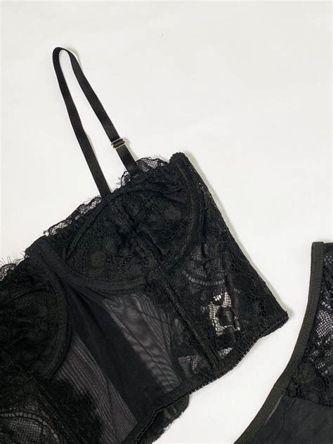 Conjunto De Lingerie Eliza Em Renda Chantilly Tule S Bojo C Aro Calcinha Em Renda E Tule