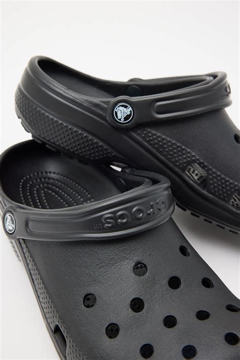 Crocs | Sandals, Clogs and Jibbitz – Universal Store