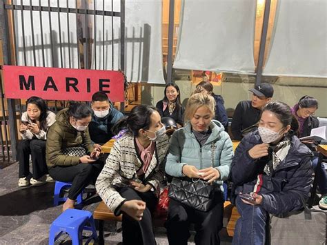 Cận cảnh tuyển sinh lớp trường hot ở Hà Nội h ngày phát hồ sơ h chiều ngày phụ