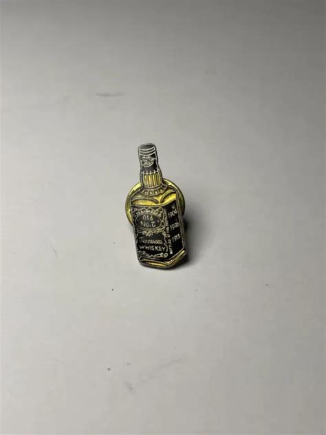 Jack Daniels Old No Bottle Tennessee Whiskey Vintage Lapel Pin Tie