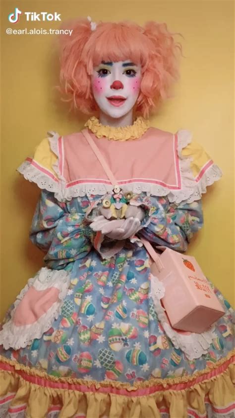 clowncore artofit