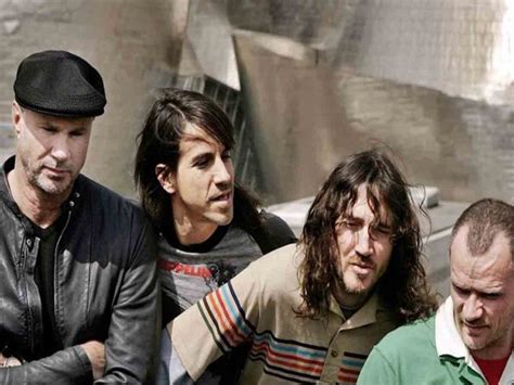 John Frusciante vuelve a tocar con Red Hot Chili Peppers años después