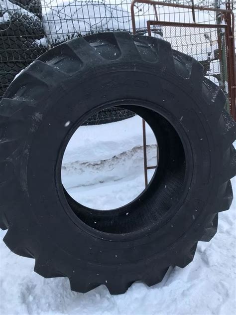 Купить шины 16.9-24 OZKA IND80. Шины 16.9-24 для экскаватора-погрузчика.
