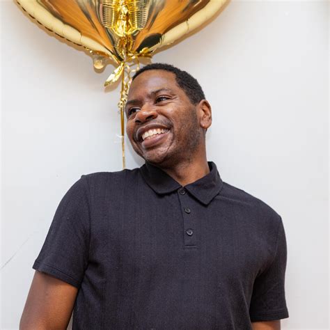 One running image contains a hidden detail most people miss 13