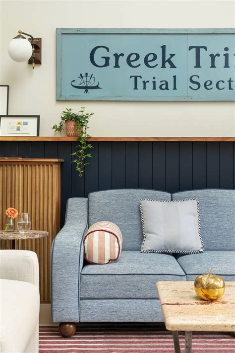 POOL HOUSE BATH | Transform Your Space Today — ROBIN QUARRELLE PHOTOGRAPHY