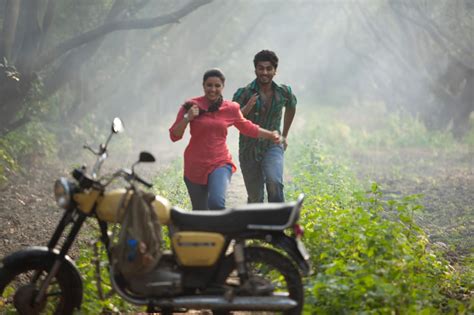 Bollywood Hottest Wallpapers Ishaqzaade High Resolution Movie Stills Featuring Hot Parineeti