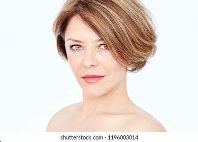 Older Short Brunette Hairstyles