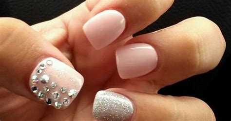 Nude Nail Color With Accent Color Style Pinterest Pastel Accent Colors And Ring Finger