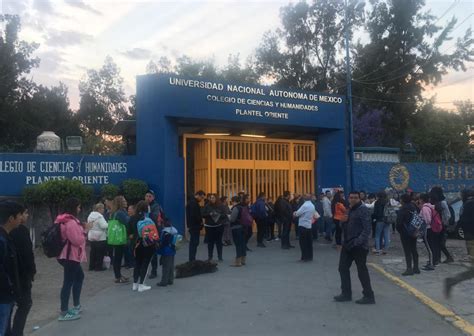 Chilango Planteles Del Cch De La Unam Se Van A Paro De Horas