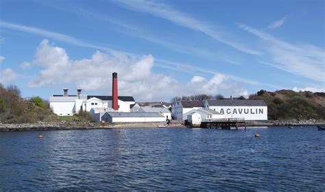 Neu: Lagavulin 25 Years Old - WhiskyExperts