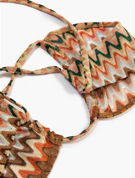 Mavi Kad N Bikini St Pencere Detayl Boyundan Ba Lamal Dokulu Sak Bk Koton