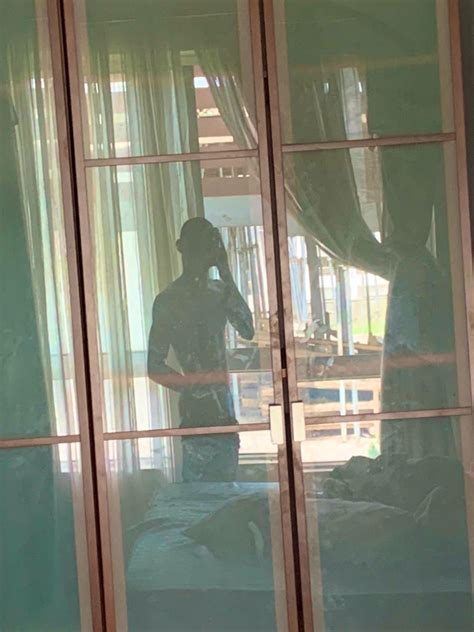 NAKED WEAPON 56 Pics XHamster