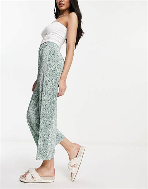 Asos Design Plisse Wide Leg Trouser Culottes In Green Ditsy Floral
