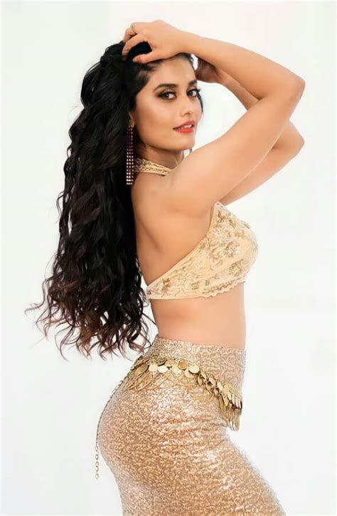 Sonal Devraj Hot Dance Video Nadiyon Paar Viral On Internet