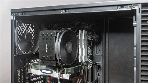 Fractal Design Define Pc Geh Use Im Test Viva La R Evolucion