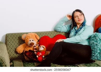 2 Thousand Short Hair Latina Royalty Free Images Stock Photos Pictures Shutterstock