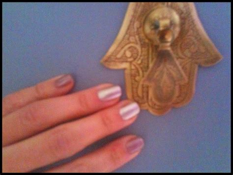 Beauté Blog By Misskikaw Manucure 78 Manucure nude et or pour l arrivée des beaux jours