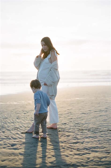 Hot Sexy Alicia Lund Bikini Pics