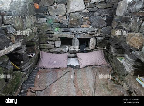 bothy historical replication isle  lewis scotland stock