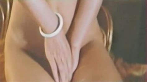 Naked Ely Galleani In L Amour Chez Les Poids Lourds