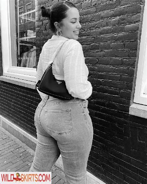 Zina Hadid Moroccanzina Therealzinax Zina Hadid Zinahadid Nude OnlyFans Instagram