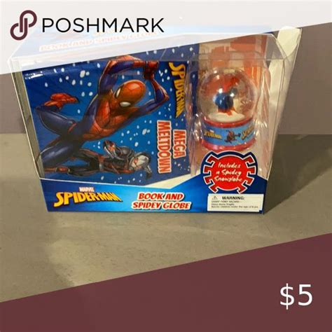 Free With Purchase Marvel Book And Spider Globe Marvel Books Marvel