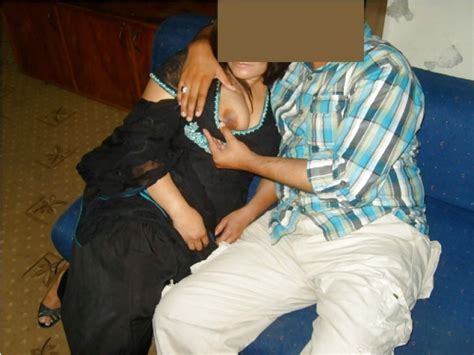 Sexy Pakistani Punjabi Milf Threesome Porn Pictures Xxx Photos Sex Images Pictoa