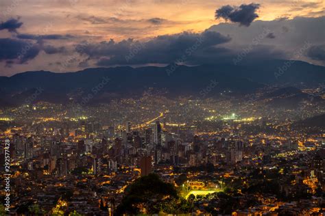 Medellin De Noche Stock Photo Adobe Stock