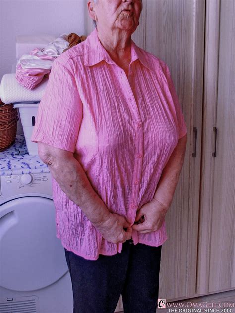 Chubby Granny Lavinia Strips Completely Naked And Shows Her Saggy Tits CoedCherry