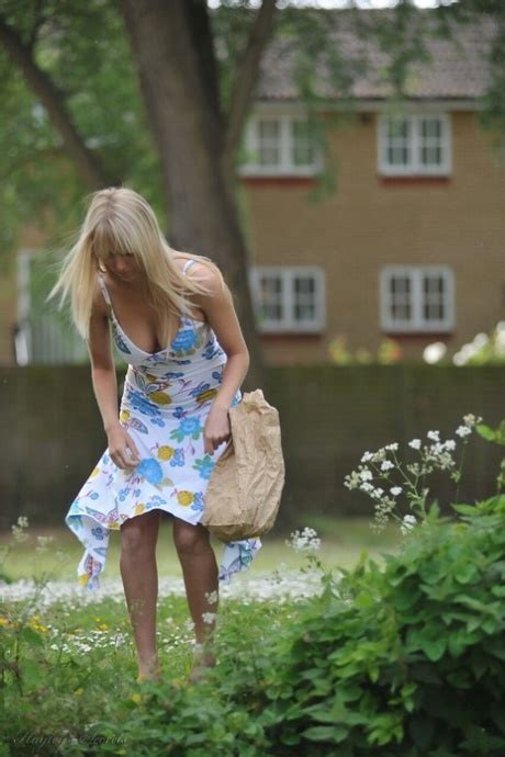 Blonde UK MILF Hayley Marie Coppin Shows Her Big Boobs During Outdoor Action CoedCherry