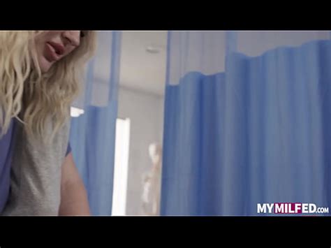 Hot Horny MILF Sluts Jenna Starr Melony Melons Fun At The Physio XVIDEOS