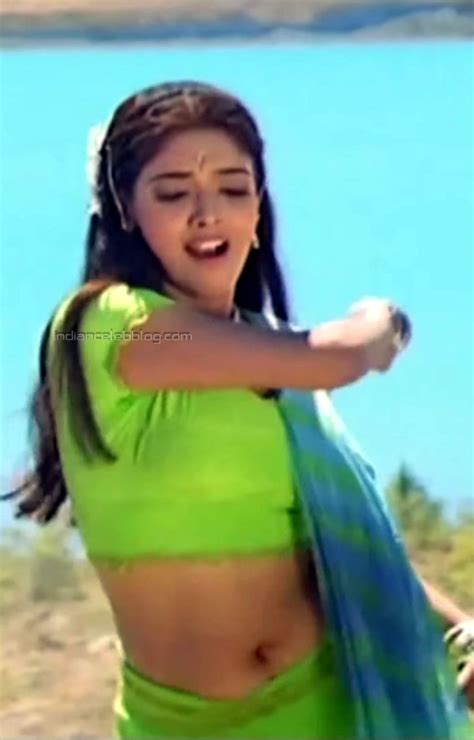 Asin Telugu Actress Ln3 41 Hot Navel Hd Caps Indiancelebblog