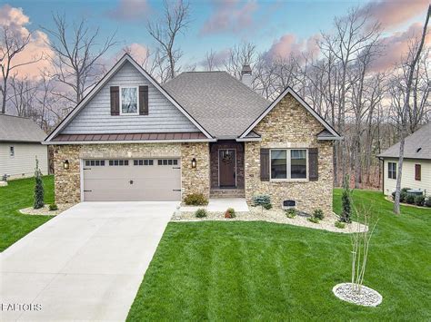 19 Oak Leaf Cir Crossville Tn 38558 Mls 1258544 Zillow