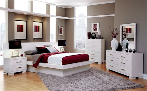 Latitude Run® Terrell Platform With Rail Seating Bedroom Set 4 Pieces