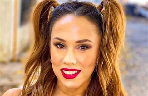 Barby Silenzi posó con una bikini cavadísima y le llovieron los corazones en Instagram