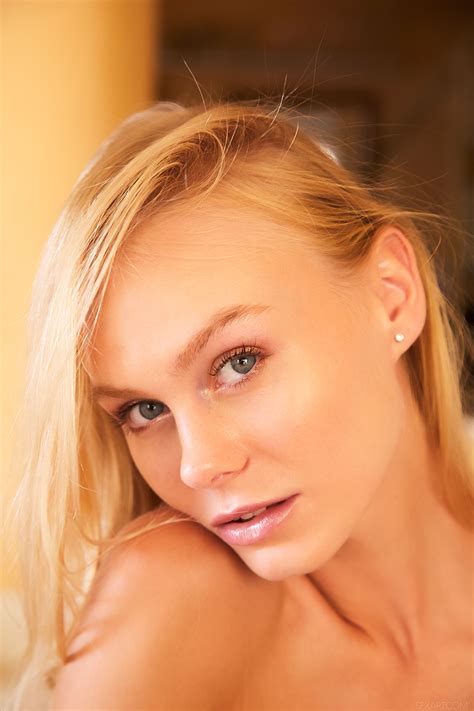 Amateur Girl Sexart Glamorous Nancy A High Porn