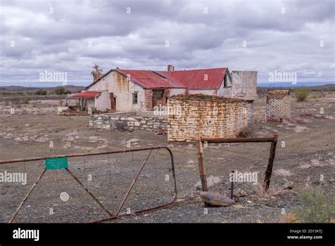 Abandoned Farmhouse South African Hi Res Stock Photography And Images