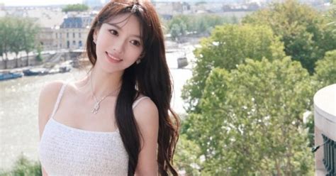 Hot girl Trung Quốc Diệp Kha nói gì trước tin đồn làm tiểu tam