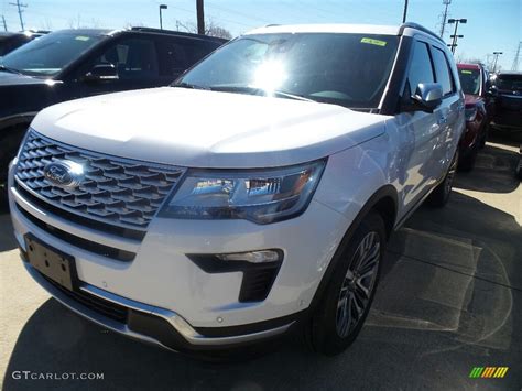 2019 White Platinum Ford Explorer Platinum 4WD 132538038 Photo 3