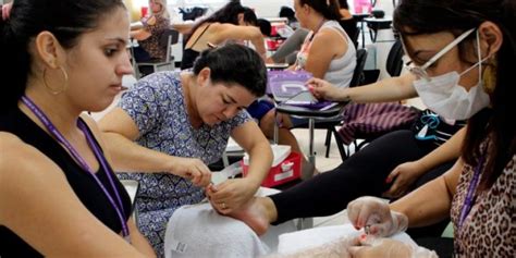 Prefeitura De Manaus Abre Inscri Es Para Curso De Manicure E Pedicure