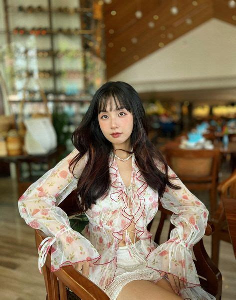 Hot Girl Tr Ng Ngo I Th Ng Sa L I T Nh C A Trai Ngoan S I Th Nh Ng Y L N B N Ch Ng Gi N