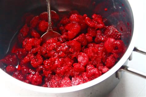 Шоколадный торт "Малина-лимон" – HomeBaked