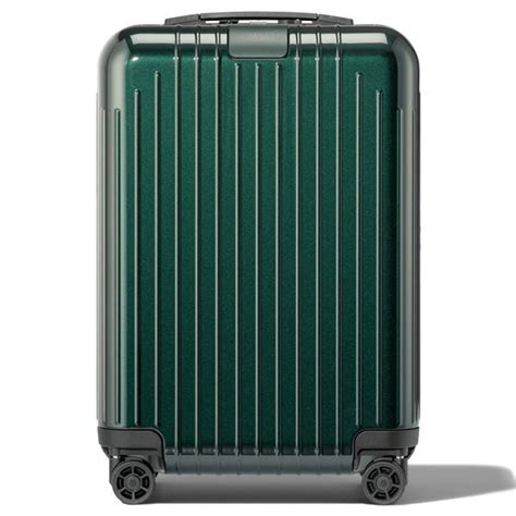 Rimowa Essential Lite Carry On Review