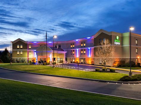 Discover The Best Hotels With Jacuzzi In Harrisburg Pa For A Relaxing And Romantic Weekend Getaway 1