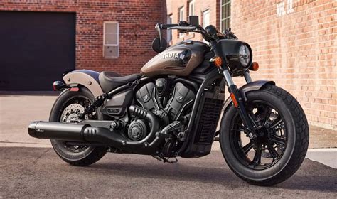 fahrtest indian scout bobber  indian scout bobber review mofaf